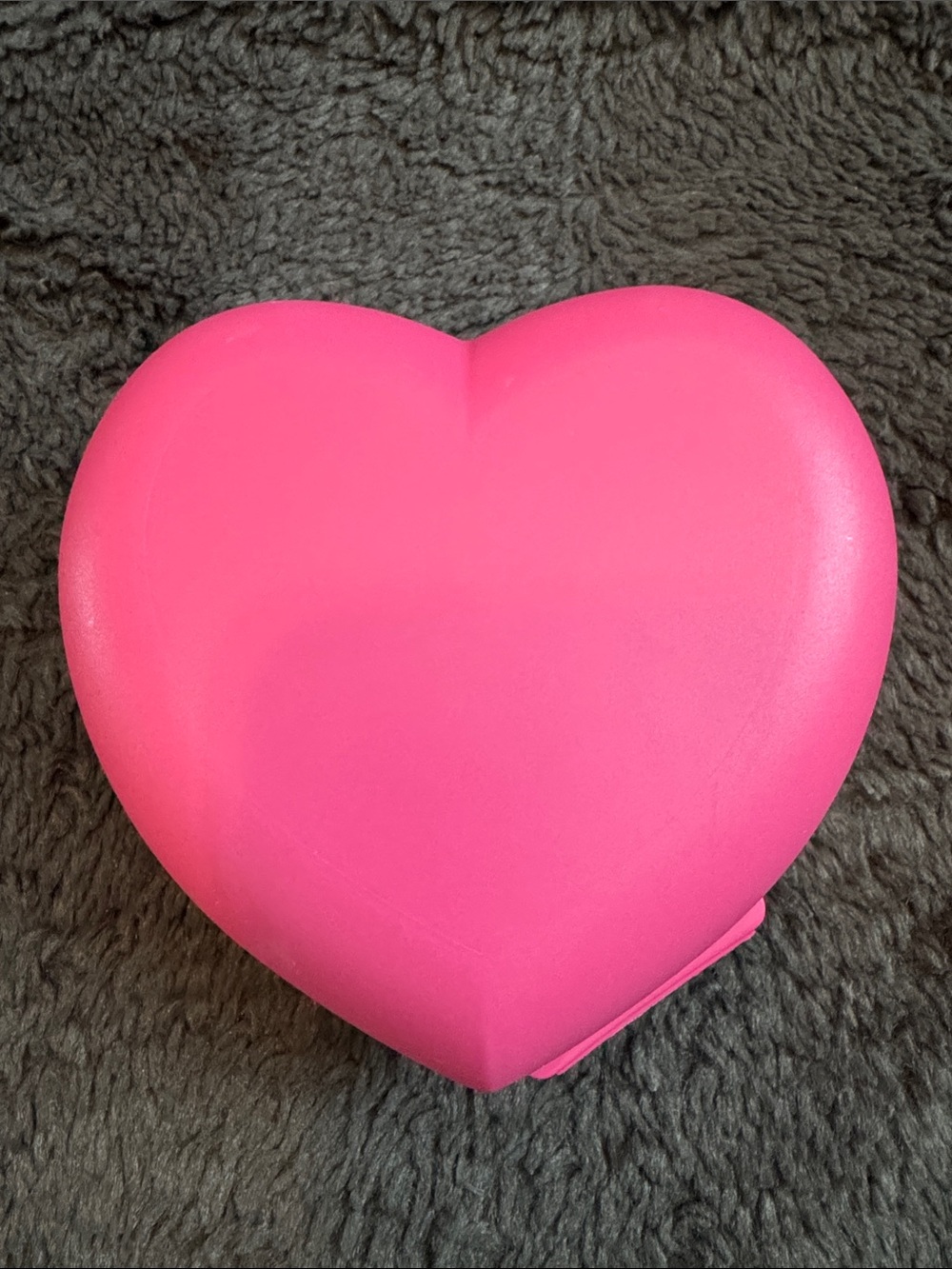 Vintage Tupperware Pink Heart Sandwich Keeper